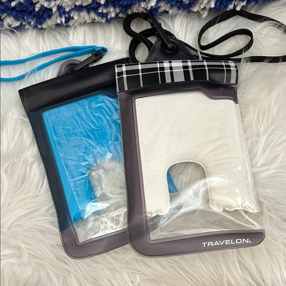 Travelon Waterproof Phone Pouch - set of 2